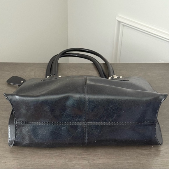 LIZ CLAIBORNE Black Shoulder/Hobo Handbag - Picture 8 of 13